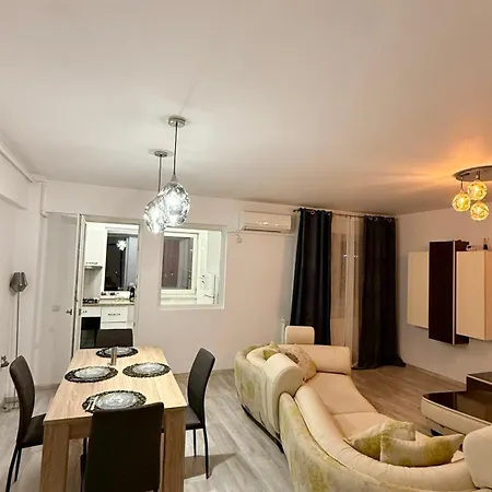 Apartment Skyview Elegant With Parking