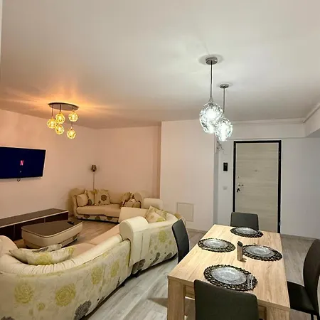 Skyview Elegant With Parking