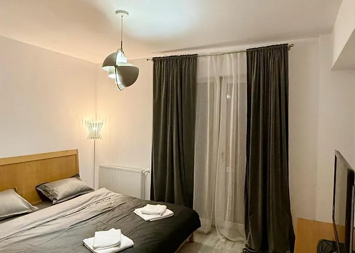 Skyview Elegant With Parking Craiova