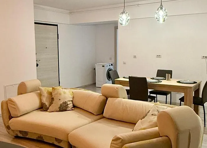 Skyview Elegant With Parking Apartment *