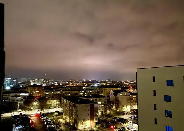 Skyview Elegant With Parking Apartment